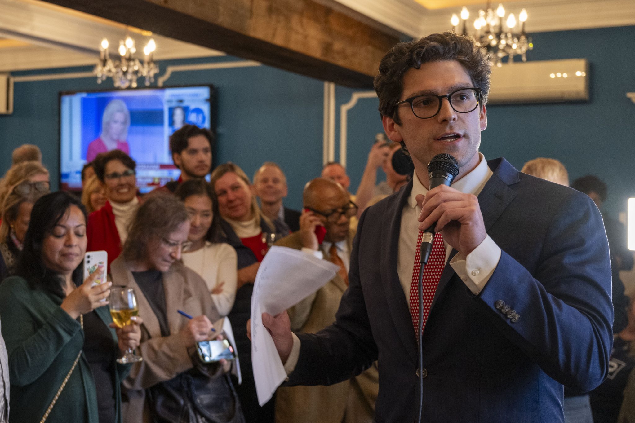 Democrats gain multiple seats in CT House, preserve majority in CT