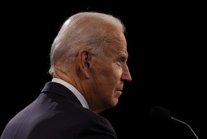 DeSantis seeks statewide grand jury to probe âillegalâ immigration, drug trafficking Biden to battered Florida: âWeâre going to do everything we can for youâ