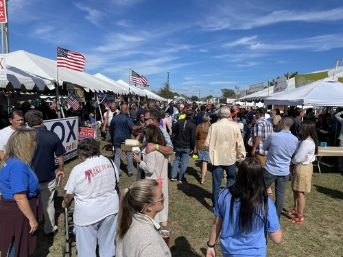 Crabs, clams and candidates: Eastern Shore festival is Ground Zero for election-year politicking Crabs, clams and candidates: Eastern Shore festival is Ground Zero for election-year politicking