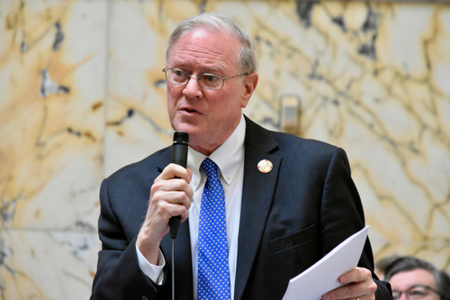 Lawmakers consider adding millions of square-feet of cannabis growing capacity Lawmakers consider adding millions of square-feet of cannabis growing capacity