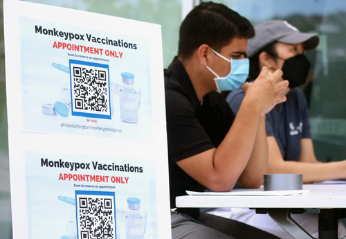 UAMS researchers track monkeypox mutation as possible spur to its spread UAMS researchers track monkeypox mutation as possible spur to its spread