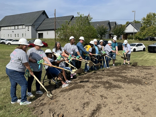 State officials dig in to launch center for Georgians with disabilities who are in crisis State officials dig in to launch center for Georgians with disabilities who are in crisis