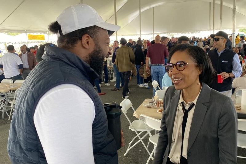 Senate candidates among those making the scene at the Crisfield crab feast Senate candidates among those making the scene at the Crisfield crab feast