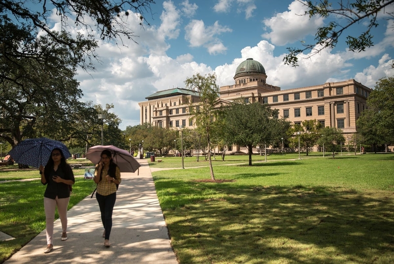 Texas A&M System’s guidance on the state’s DEI ban shows compliance might be a hard needle to thread Texas A&M System’s guidance on the state’s DEI ban shows compliance might be a hard needle to thread
