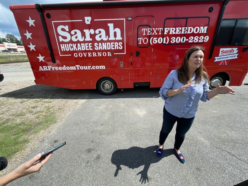 Sarah Huckabee Sanders undergoes surgery for thyroid cancer Sarah Huckabee Sanders undergoes surgery for thyroid cancer