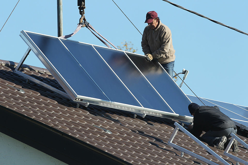 Arkansas energy stakeholders begin talks on new net-metering compensation bill Arkansas energy stakeholders begin talks on new net-metering compensation bill