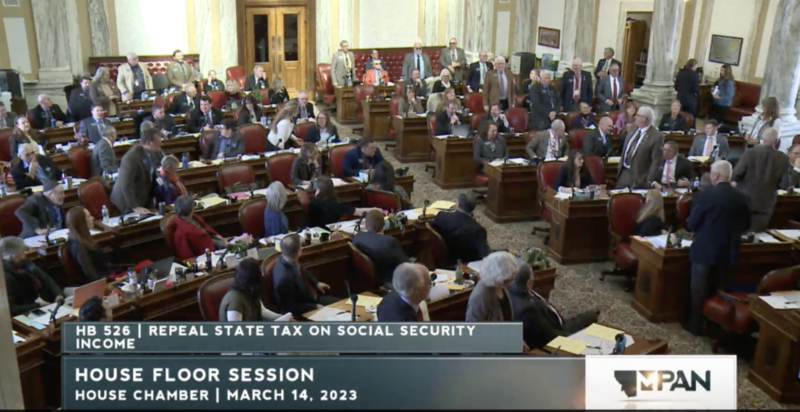 Social Security income tax bill sparks debate, narrowly moves forward Social Security income tax bill sparks debate, narrowly moves forward