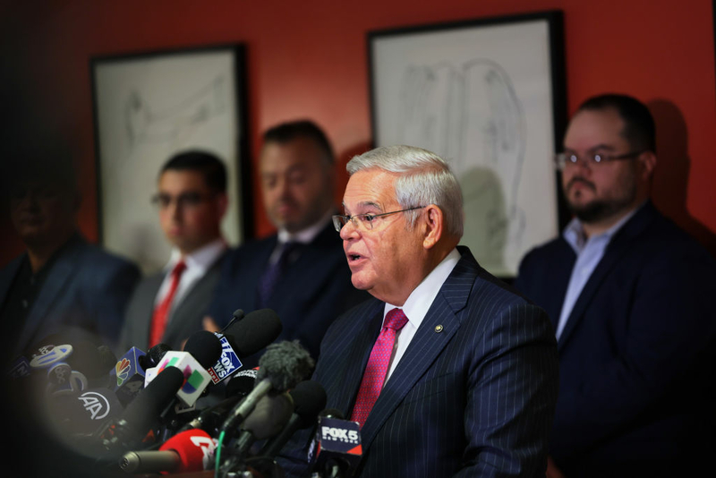 Experts alarmed by claims that Menendez eased military aid to Egypt Experts alarmed by claims that Menendez eased military aid to Egypt