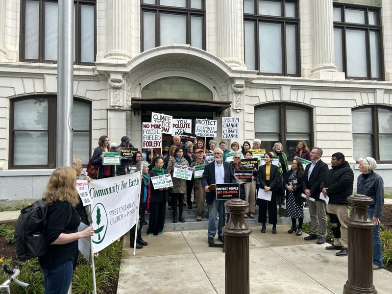 Gas, oil companies argue against Oregon’s emission deadlines during Court of Appeals hearing Gas, oil companies argue against Oregon’s emission deadlines during Court of Appeals hearing
