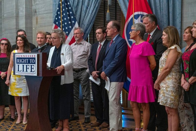 Lawmakers find themselves in cross-hairs of anti-abortion groups Lawmakers find themselves in cross-hairs of anti-abortion groups