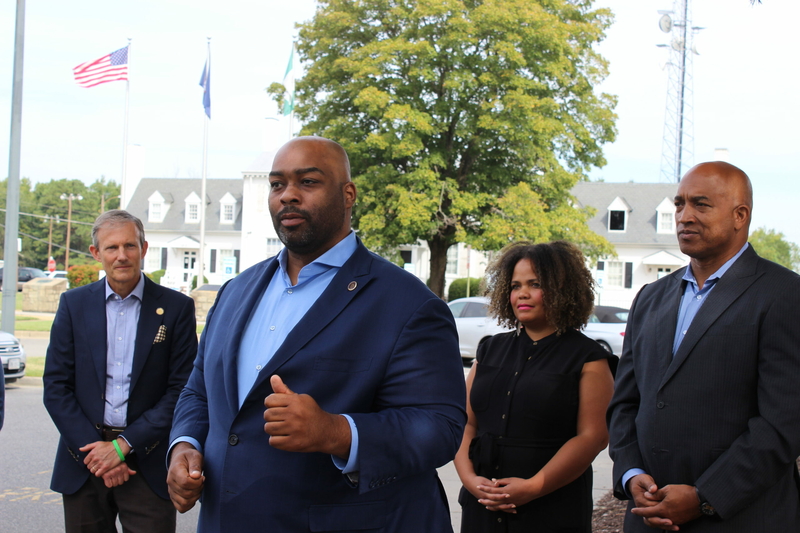 With start of early voting, Virginia begins high-stakes election season With start of early voting, Virginia begins high-stakes election season