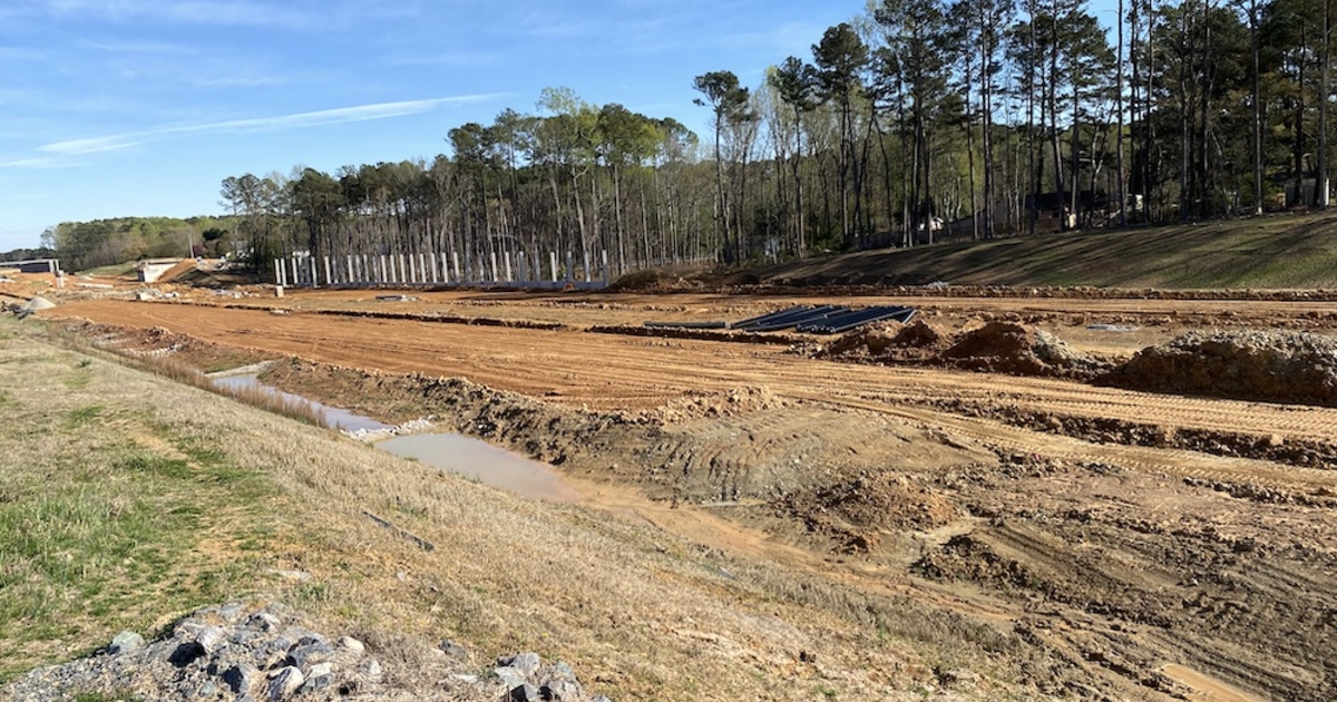 DOT allegedly failed to set targets to reduce driving, required as part