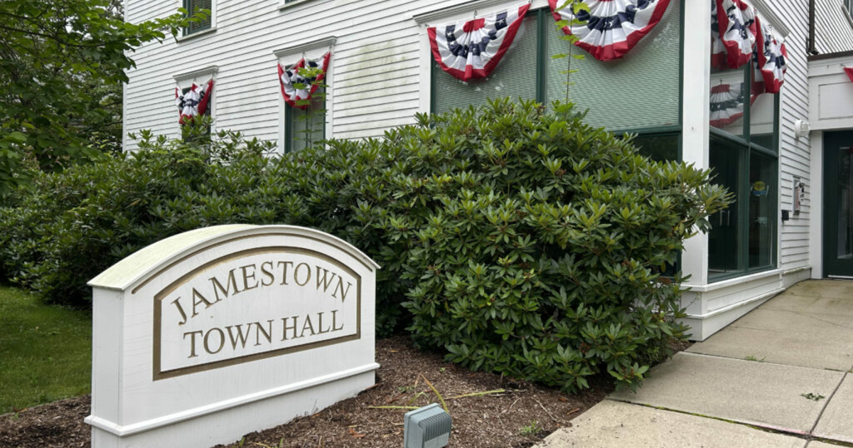 No Labels, but many questions; alleged signature fraud spotted in