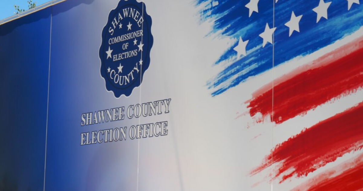 Election officials, advocates remind Kansans of advance voting for