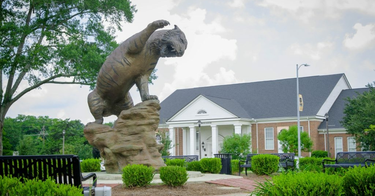After two shootings, Grambling students push for change, closed campus